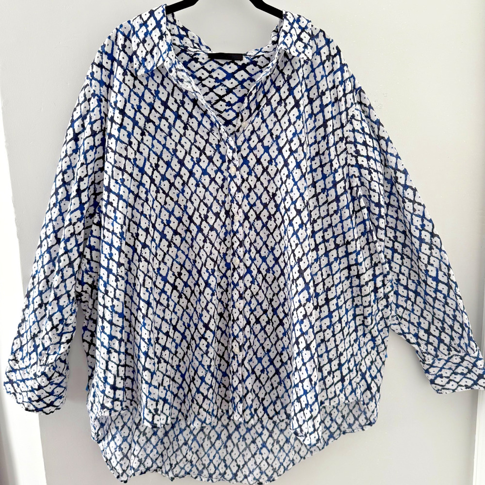 Lane‎ Bryant Ikat Tunic Blouse Blue White Roll Tab No-Peek Button 26/28
